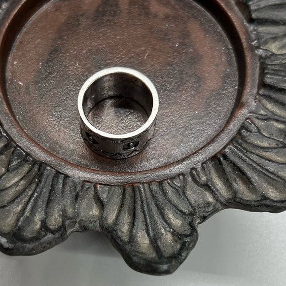 Silver Geometric Pattern Ring costume jewelry size 11 - Picture 4 of 7